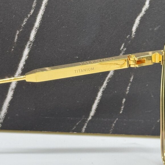 NEW VALENTINO SUNGLASSES GOLD WOMEN VALENTINO V-GOLD SHIELD VLS-137C main image 8